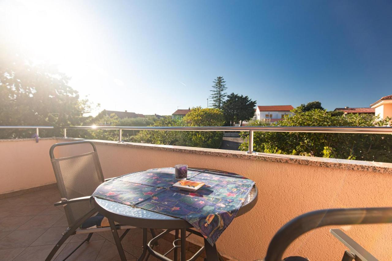 1-Bedroom Apartment In Krk - Steps From The Beach! Krk Town Buitenkant foto